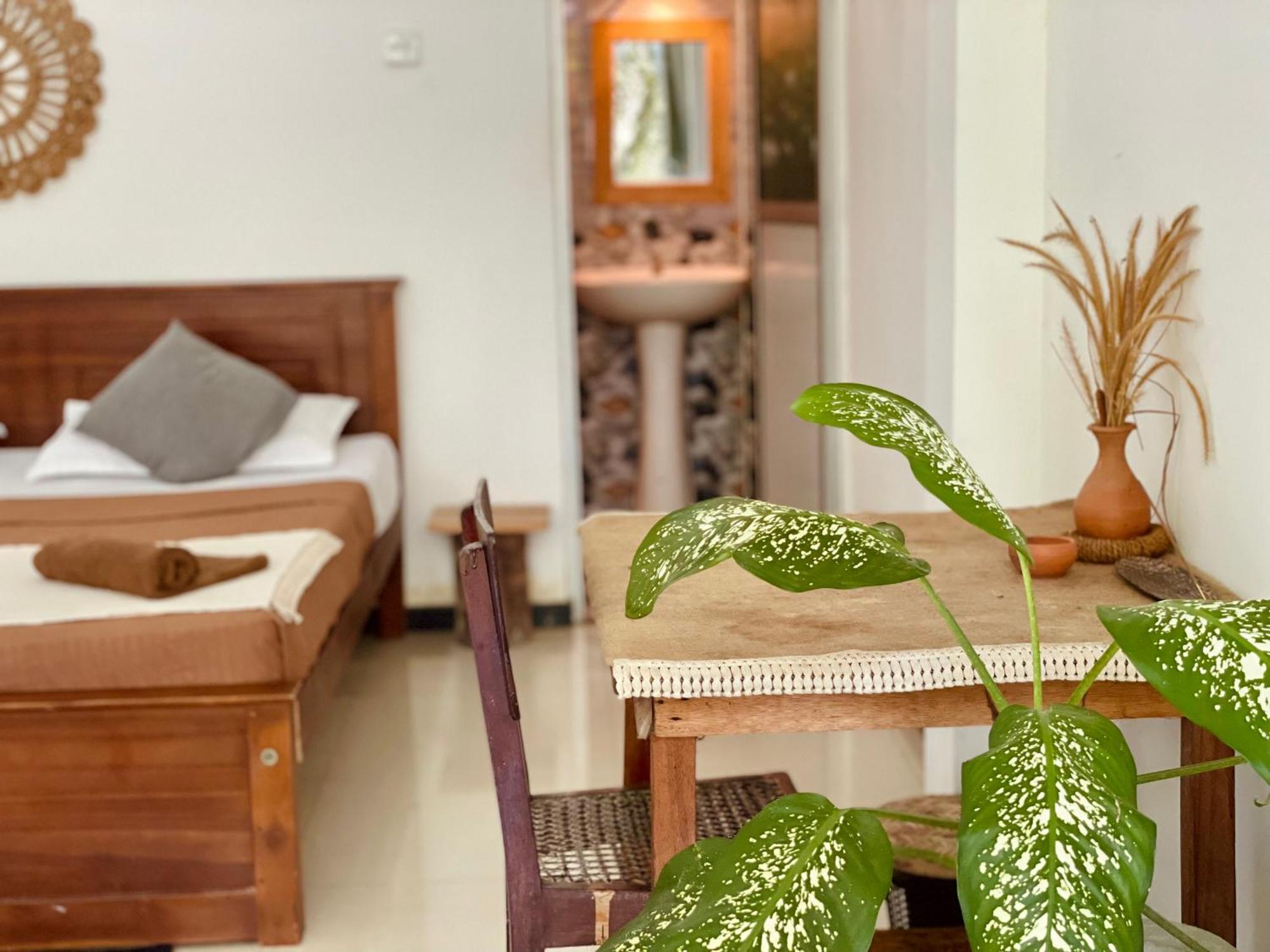 Bananas Mirissa Otel Dış mekan fotoğraf